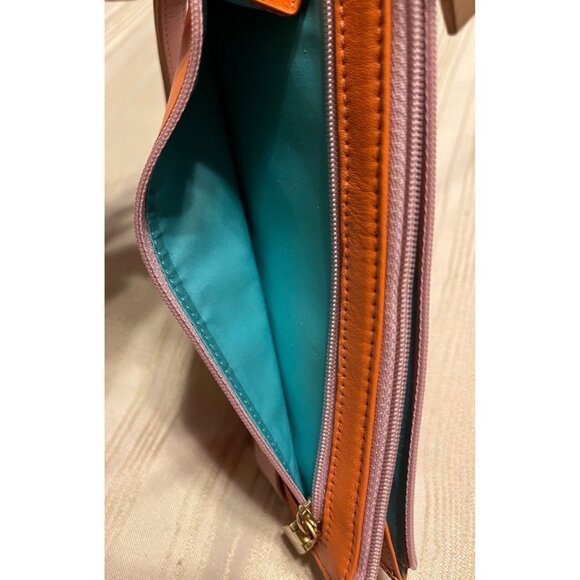 OneOddBirdKiskadee Wristlet great condition - Picture 7 of 8